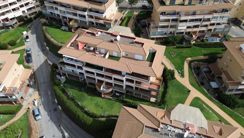 Middle Floor Apartment in Fuengirola, Costa del Sol – 3 beds – 480000 € - photo 5 of 29