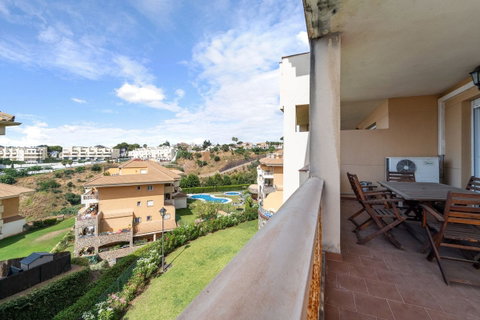 Middle Floor Apartment in Fuengirola, Costa del Sol – 3 beds – 480000 € - photo 28 of 29