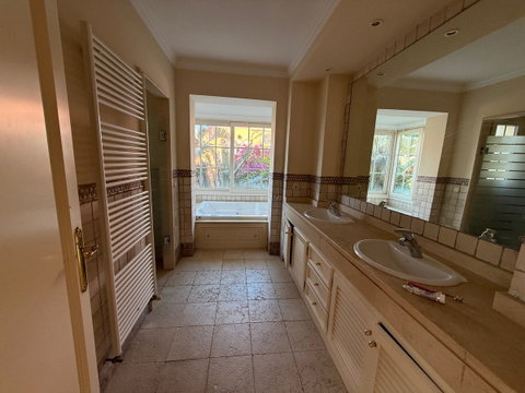 Detached Villa in Torremolinos, Costa del Sol – 5 beds – 1800000 € - photo 5 of 15