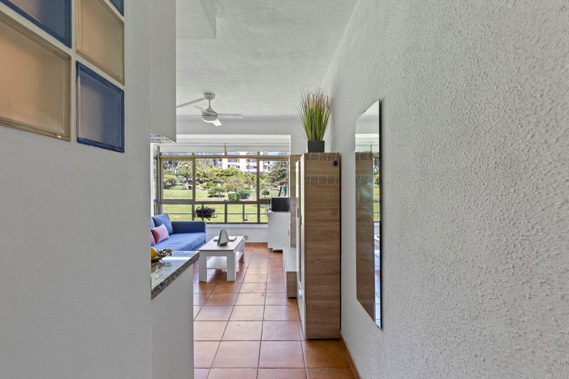 Middle Floor Studio in Torremolinos, Costa del Sol – 0 beds – 185000 €