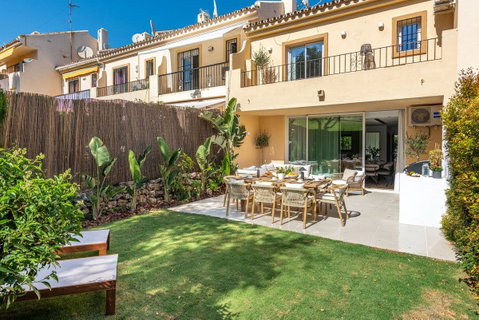 Townhouse in Marbella, Costa del Sol – 4 beds – 899000 € - photo 12 of 30
