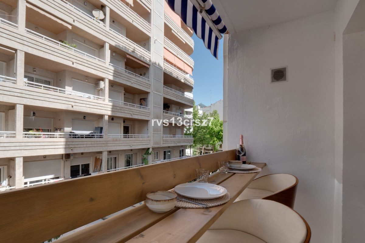 Middle Floor Apartment in Marbella, Costa del Sol – 2 beds – 649000 € - photo 18 of 25
