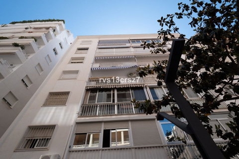 Middle Floor Apartment in Marbella, Costa del Sol – 2 beds – 649000 € - photo 25 of 25
