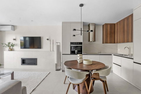 Middle Floor Apartment in Benahavís, Costa del Sol – 3 beds – 599000 € - photo 6 of 18