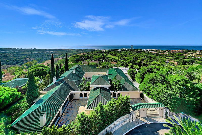 Detached Villa in Marbella, Costa del Sol – 10 beds – 10000000 €