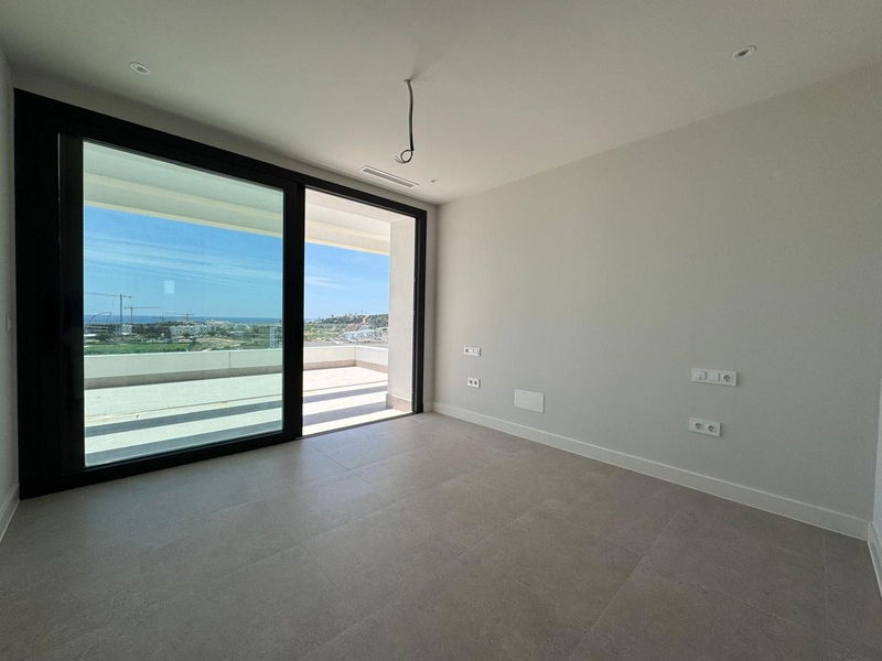 Penthouse in Estepona, Costa del Sol – 3 beds – 675000 €