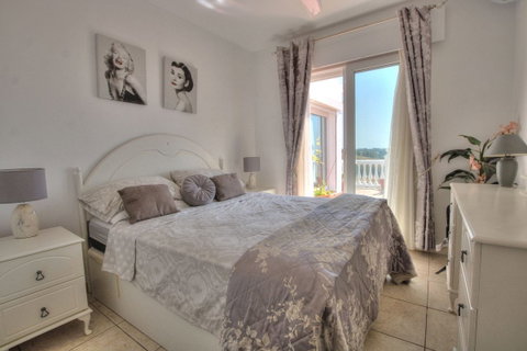 Detached Villa in Mijas, Costa del Sol – 4 beds – 995000 € - photo 19 of 26