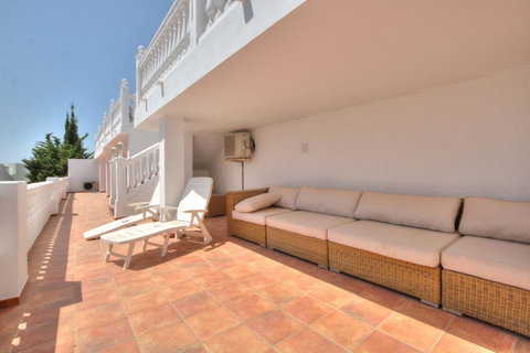 Detached Villa in Mijas, Costa del Sol – 4 beds – 995000 € - photo 23 of 26