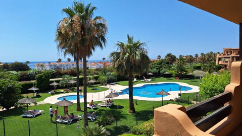 Middle Floor Apartment in Torremolinos, Costa del Sol – 2 beds – 350000 € - photo 4 of 25