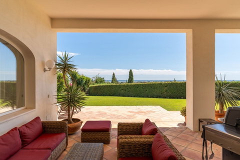 Detached Villa in Benahavís, Costa del Sol – 5 beds – 5250000 € - photo 13 of 56