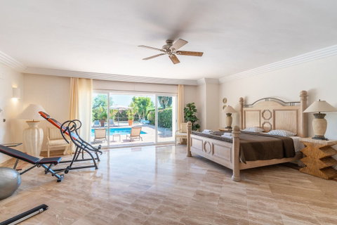Detached Villa in Benahavís, Costa del Sol – 5 beds – 5250000 € - photo 46 of 56