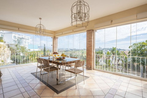 Detached Villa in El Paraiso, Costa del Sol – 6 beds – 1950000 € - photo 25 of 26