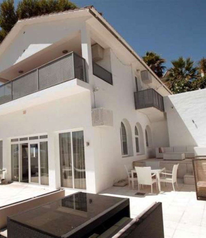 Detached Villa in Marbella, Costa del Sol – 4 beds – 1695000 €