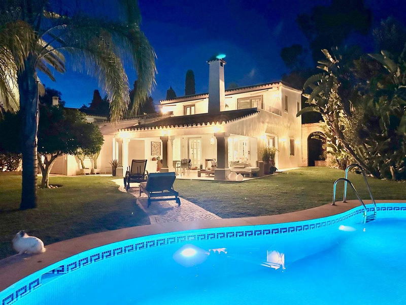 Detached Villa in Torremolinos, Costa del Sol – 3 beds – 2250000 €