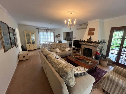Finca – Cortijo in Estepona, Costa del Sol – 2 beds – 550000 € - photo 3 of 18