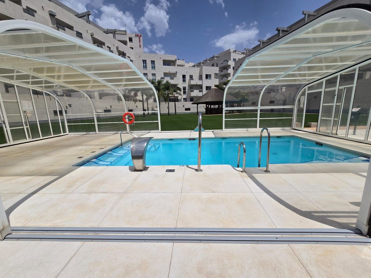 Middle Floor Apartment in Mijas, Costa del Sol – 2 beds – 340000 € - photo 3 of 37