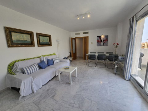 Middle Floor Apartment in Mijas, Costa del Sol – 2 beds – 340000 € - photo 13 of 37
