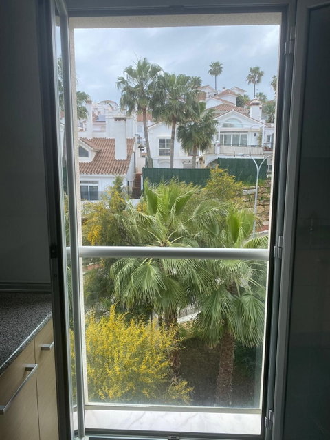 Middle Floor Apartment in Mijas, Costa del Sol – 2 beds – 340000 € - photo 23 of 37