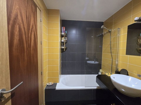 Middle Floor Apartment in Mijas, Costa del Sol – 2 beds – 340000 € - photo 32 of 37