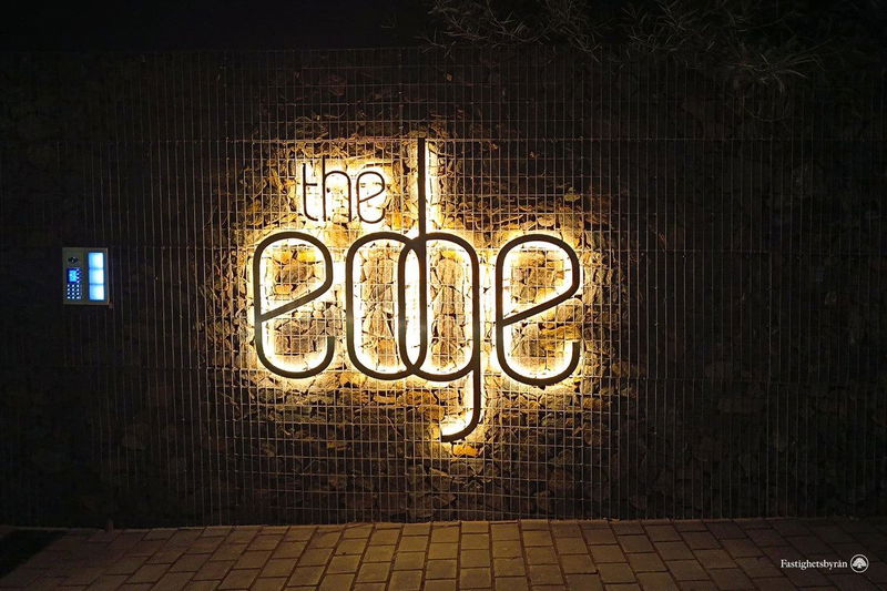 Middle Floor Apartment in Estepona, Costa del Sol – 4 beds – 1745000 €