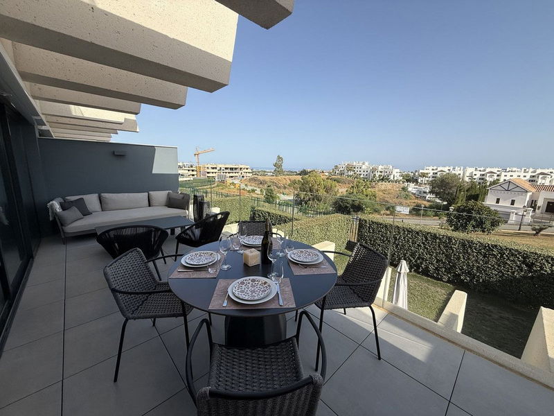 Middle Floor Apartment in Torremolinos, Costa del Sol – 2 beds – 465000 €