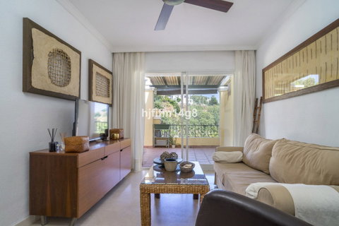 Middle Floor Apartment in Torremolinos, Costa del Sol – 2 beds – 399000 € - photo 4 of 21