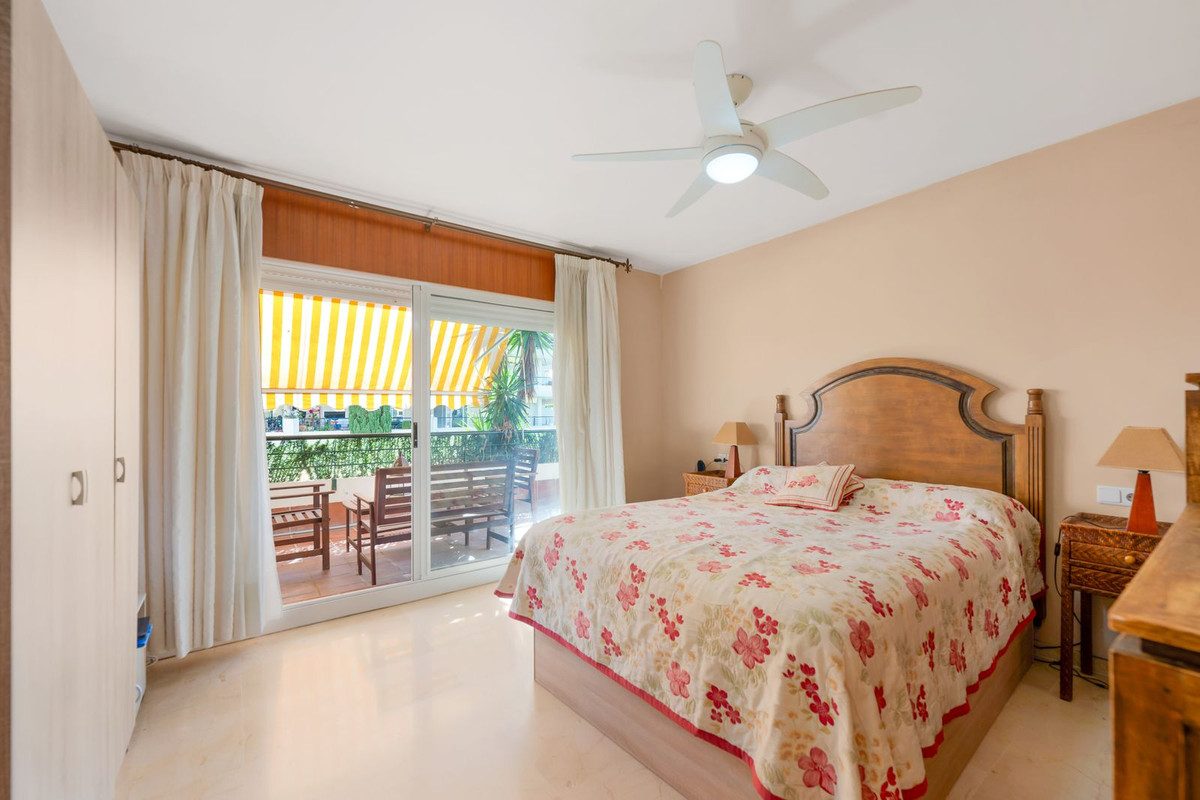 Middle Floor Apartment in Torremolinos, Costa del Sol – 3 beds – 500000 € - photo 5 of 27