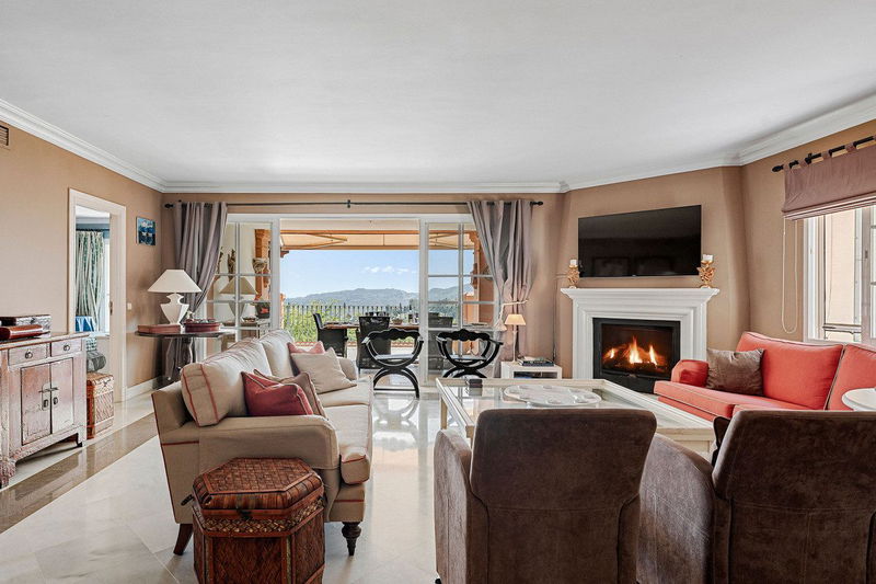 Ground Floor Apartment in Benahavís, Costa del Sol – 2 beds – 625000 €