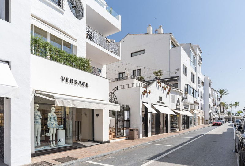 Middle Floor Apartment in Marbella, Costa del Sol – 2 beds – 500000 €