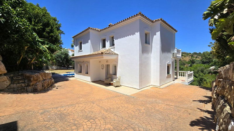 Detached Villa in Mijas, Costa del Sol – 4 beds – 1249000 €