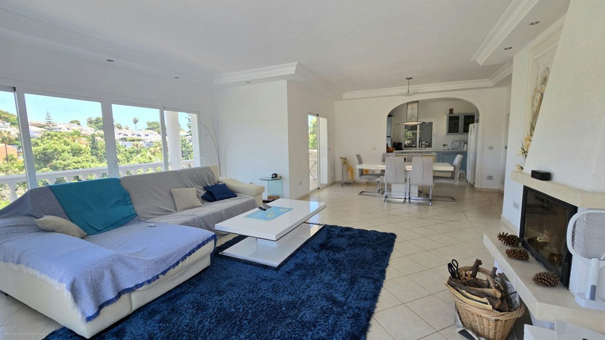 Detached Villa in Mijas, Costa del Sol – 4 beds – 1249000 € - photo 5 of 46