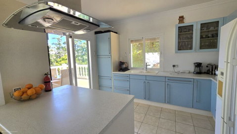 Detached Villa in Mijas, Costa del Sol – 4 beds – 1249000 € - photo 9 of 46
