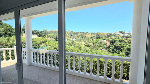 Detached Villa in Mijas, Costa del Sol – 4 beds – 1249000 € - photo 25 of 46