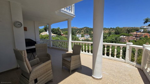 Detached Villa in Mijas, Costa del Sol – 4 beds – 1249000 € - photo 26 of 46