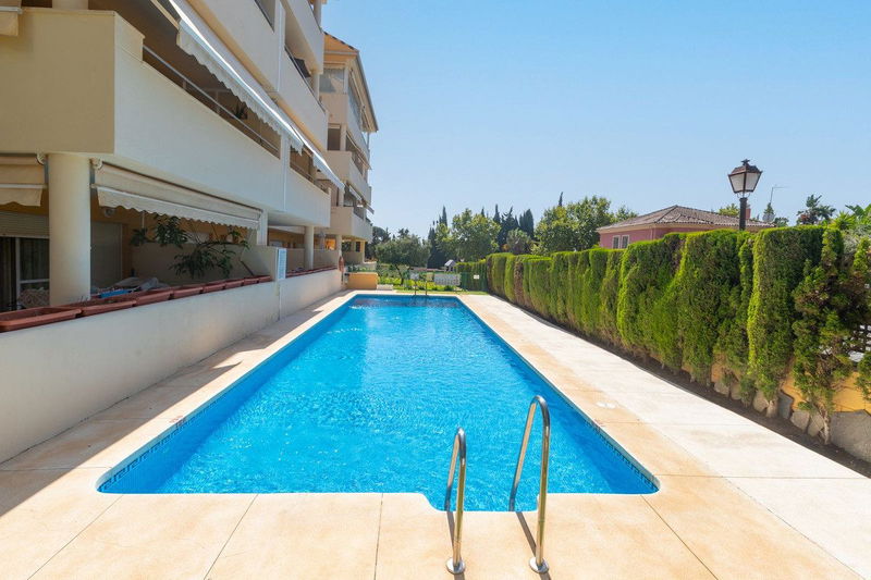 Middle Floor Apartment in Marbella, Costa del Sol – 3 beds – 446000 €