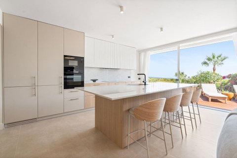 Ground Floor Apartment in Marbella, Costa del Sol – 3 beds – 1250000 € - photo 3 of 30