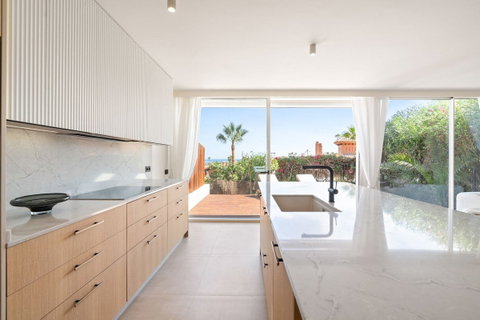 Ground Floor Apartment in Marbella, Costa del Sol – 3 beds – 1250000 € - photo 6 of 30
