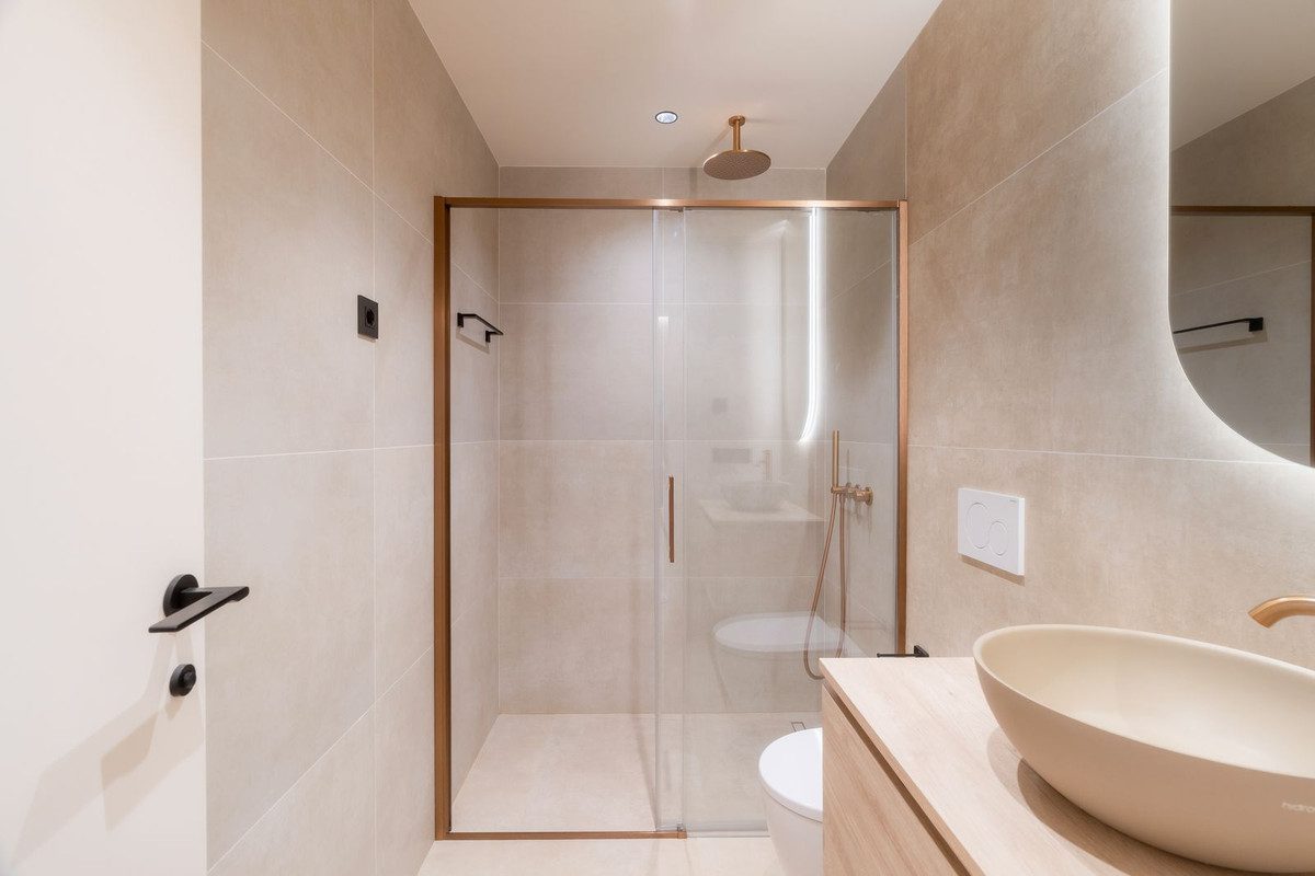 Ground Floor Apartment in Marbella, Costa del Sol – 3 beds – 1250000 € - photo 25 of 30
