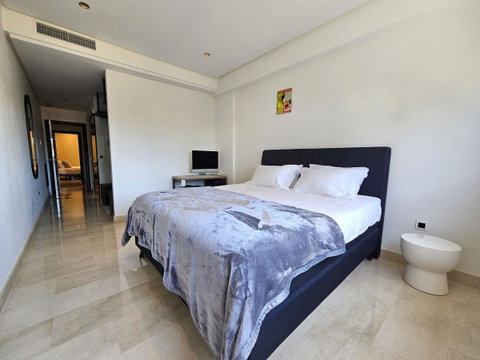 Middle Floor Apartment in Marbella, Costa del Sol – 3 beds – 899000 € - photo 11 of 31
