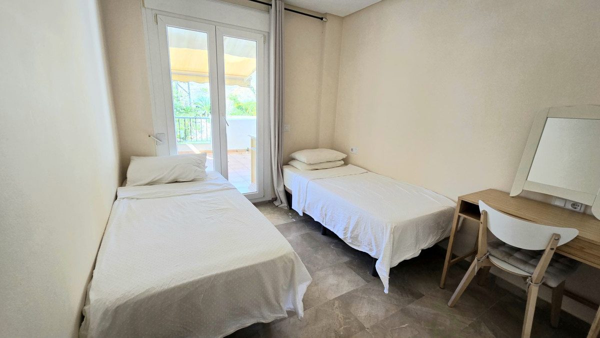 Ground Floor Apartment in Mijas, Costa del Sol – 2 beds – 325000 € - photo 11 of 39