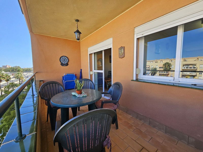 Middle Floor Apartment in Manilva, Costa del Sol – 2 beds – 262000 €