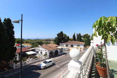Detached Villa in Marbella, Costa del Sol – 4 beds – 750000 € - photo 24 of 26