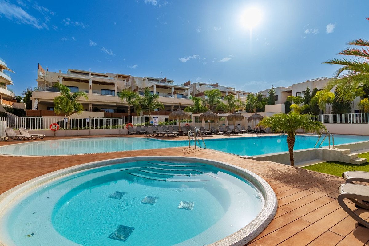 Penthouse in Torremolinos, Costa del Sol – 3 beds – 795000 € - photo 28 of 29