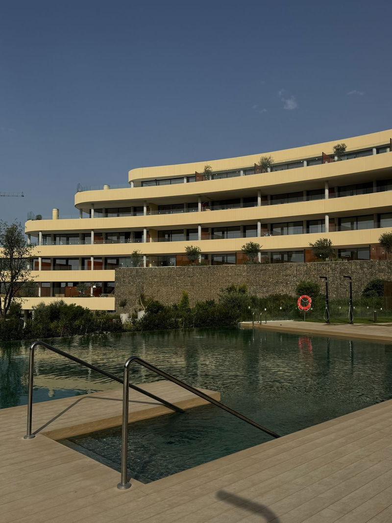 Middle Floor Apartment in Fuengirola, Costa del Sol – 3 beds – 760000 €