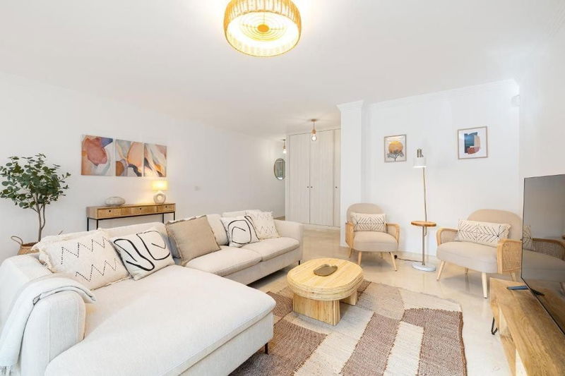 Middle Floor Apartment in Fuengirola, Costa del Sol – 3 beds – 530000 €