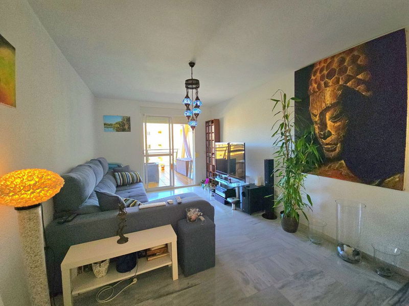 Middle Floor Apartment in Benalmadena, Costa del Sol – 2 beds – 355000 €