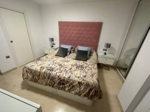 Middle Floor Apartment in Marbella, Costa del Sol – 3 beds – 450000 € - photo 4 of 14
