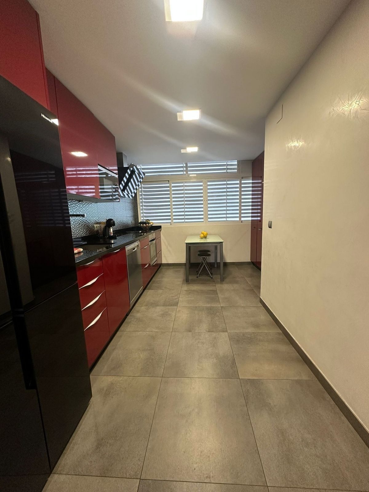 Middle Floor Apartment in Marbella, Costa del Sol – 3 beds – 450000 € - photo 12 of 14