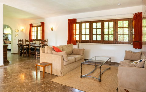 Detached Villa in Torremolinos, Costa del Sol – 3 beds – 1095000 € - photo 8 of 46