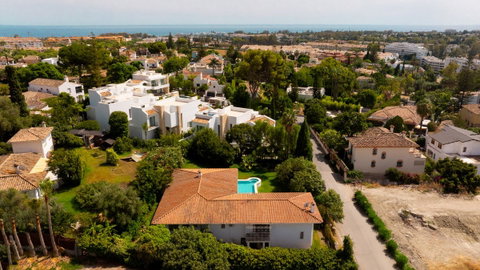 Detached Villa in Torremolinos, Costa del Sol – 3 beds – 1095000 € - photo 45 of 46